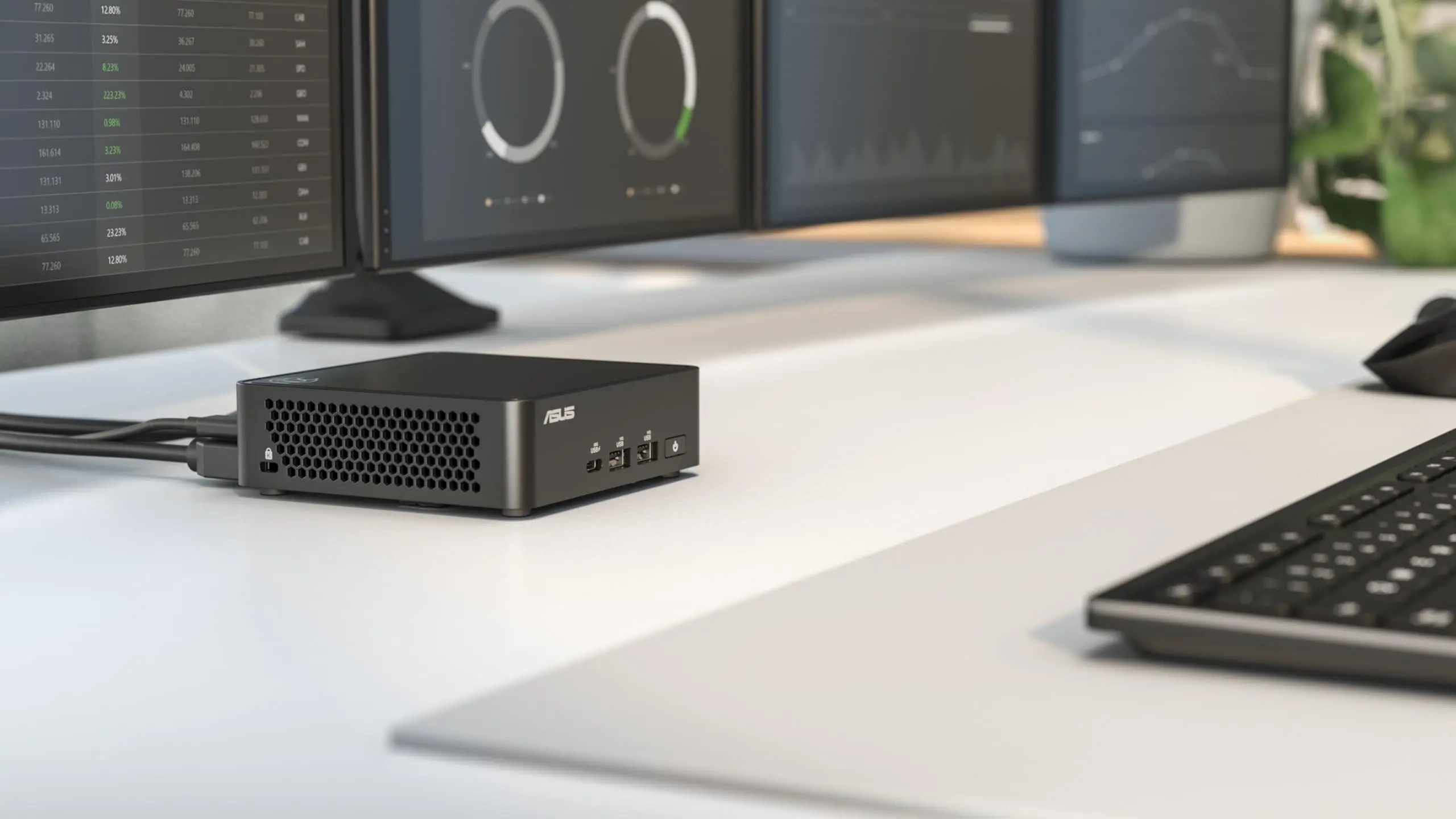 مینی پیسی ایسوس NUC15CRHU7 Ultra 7 255H